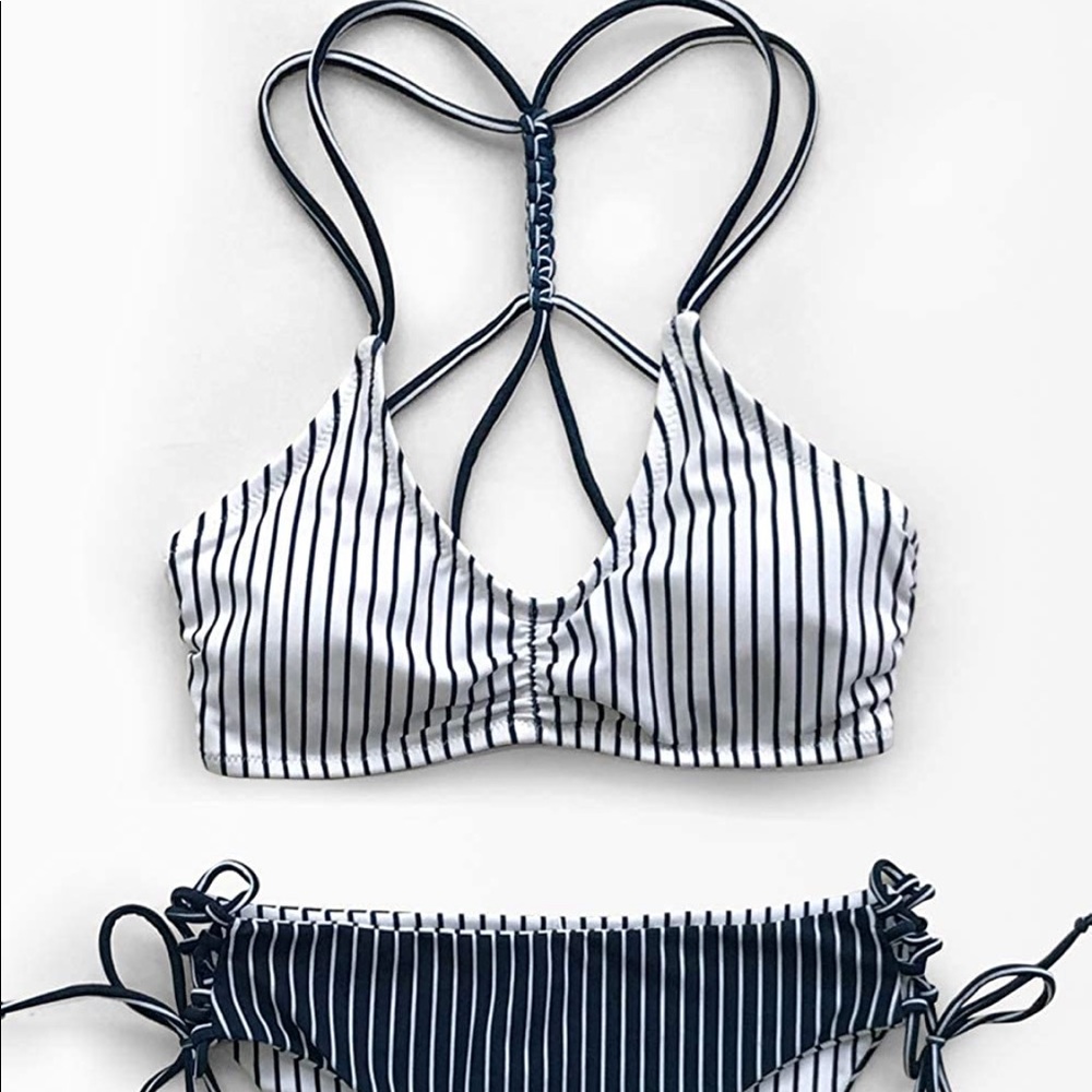 Cupshe Reversible Bikini
